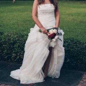 Vera Wang White HiLo wedding dress